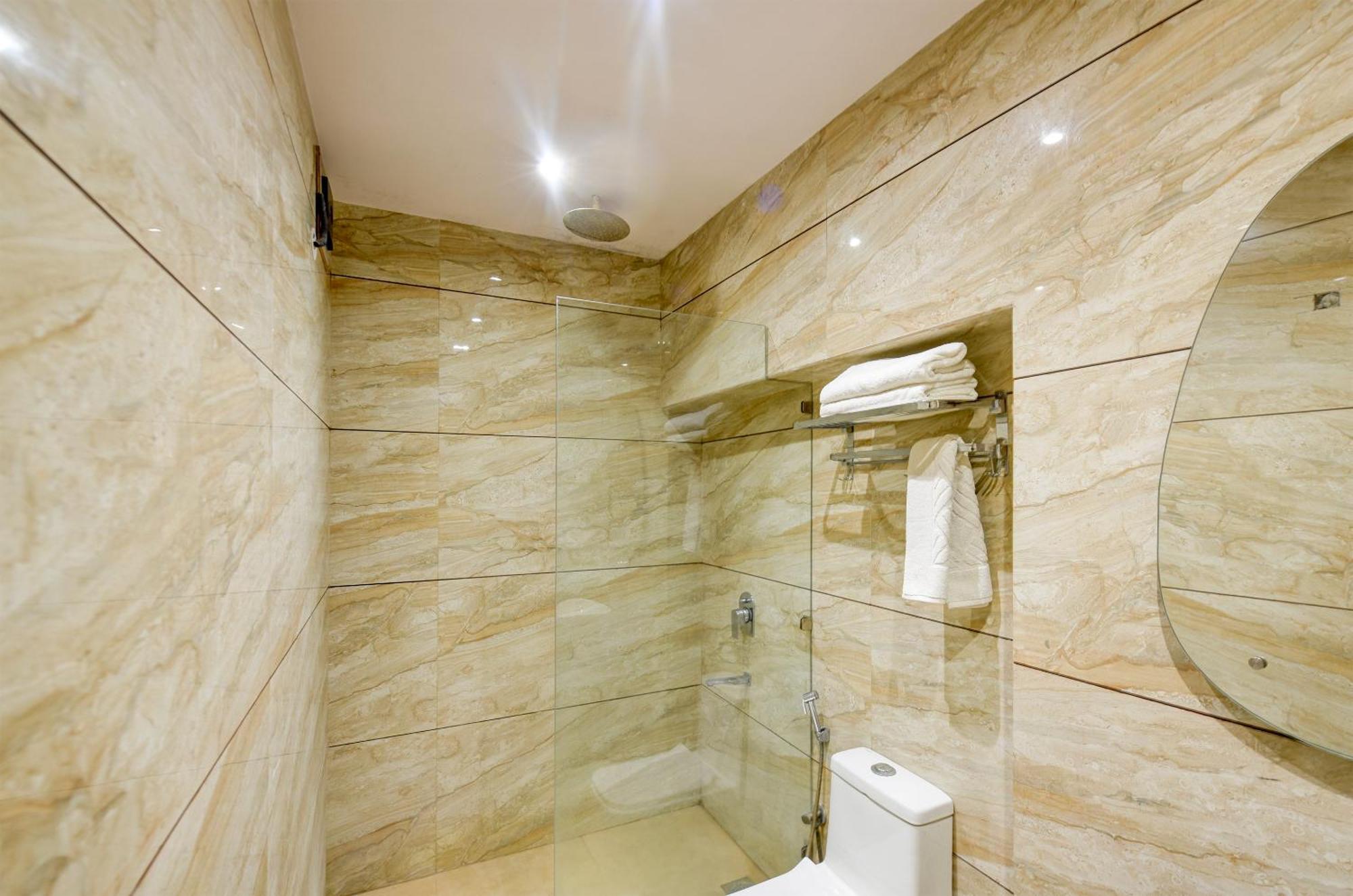 The Pearl Plaza Hotel In City Centre - Near New Delhi Railway Station Bagian luar foto