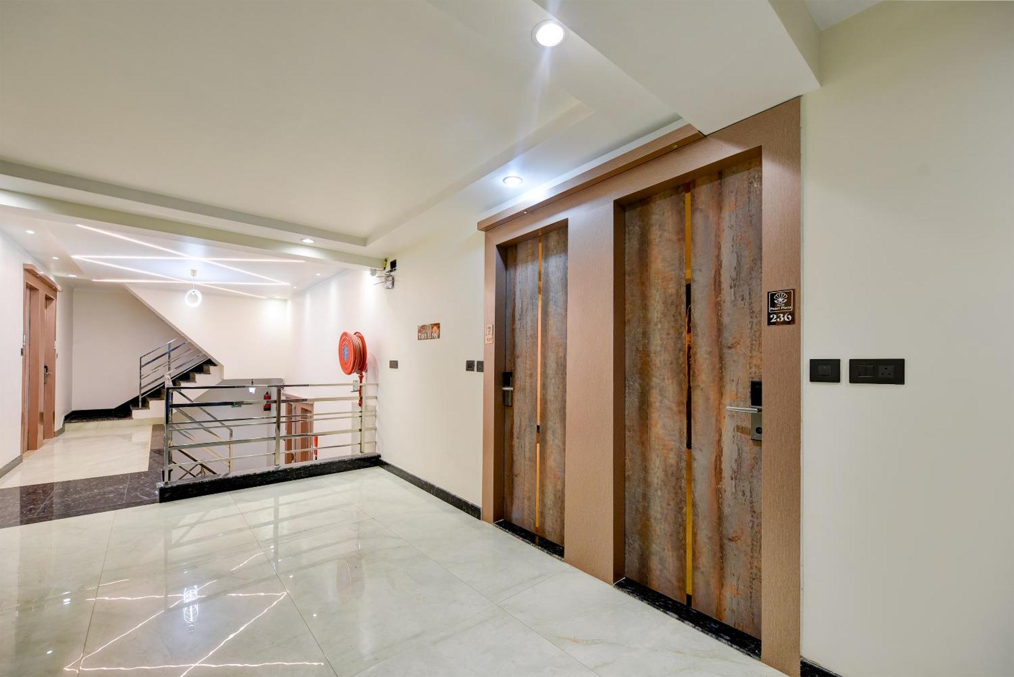 The Pearl Plaza Hotel In City Centre - Near New Delhi Railway Station Bagian luar foto