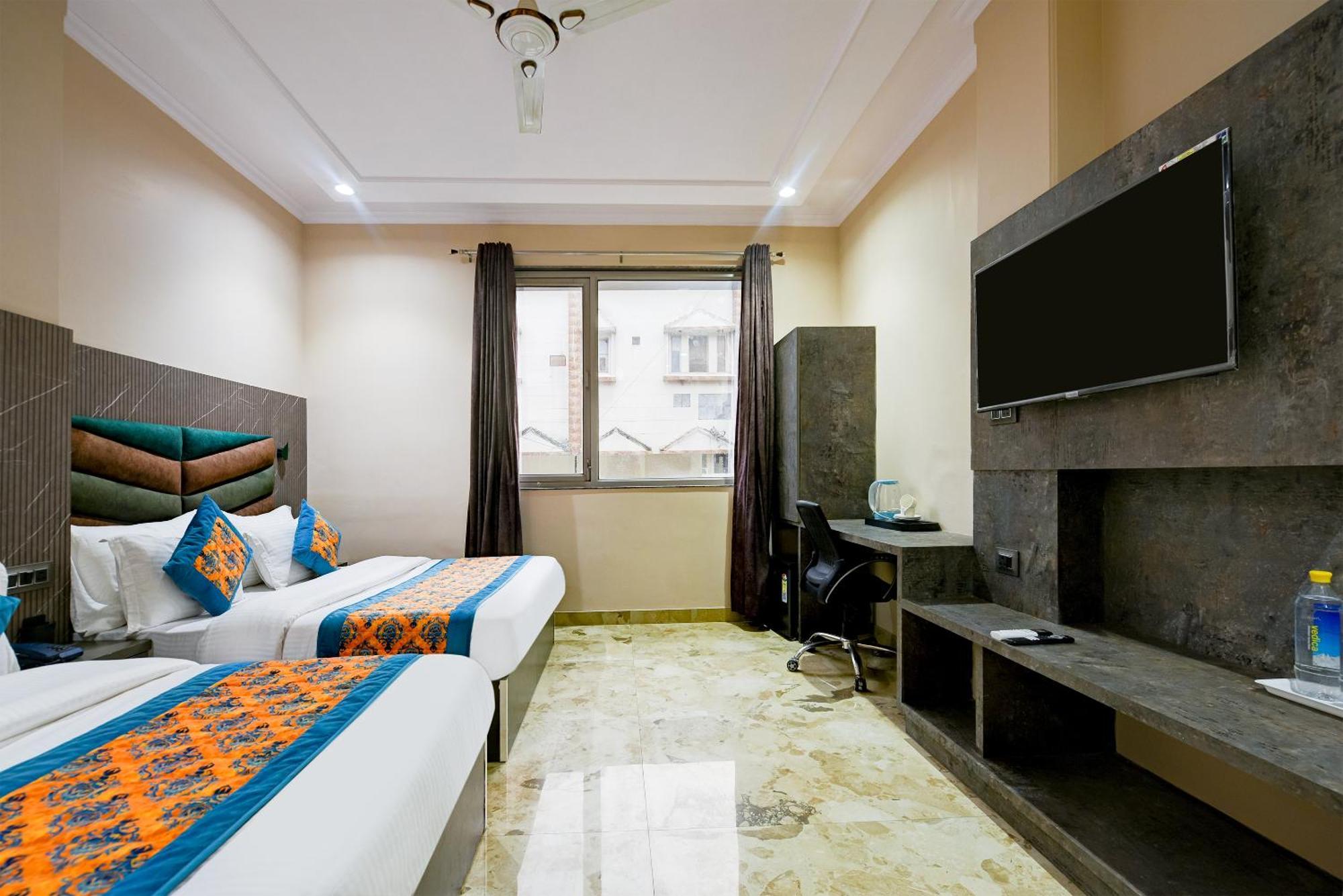 The Pearl Plaza Hotel In City Centre - Near New Delhi Railway Station Bagian luar foto